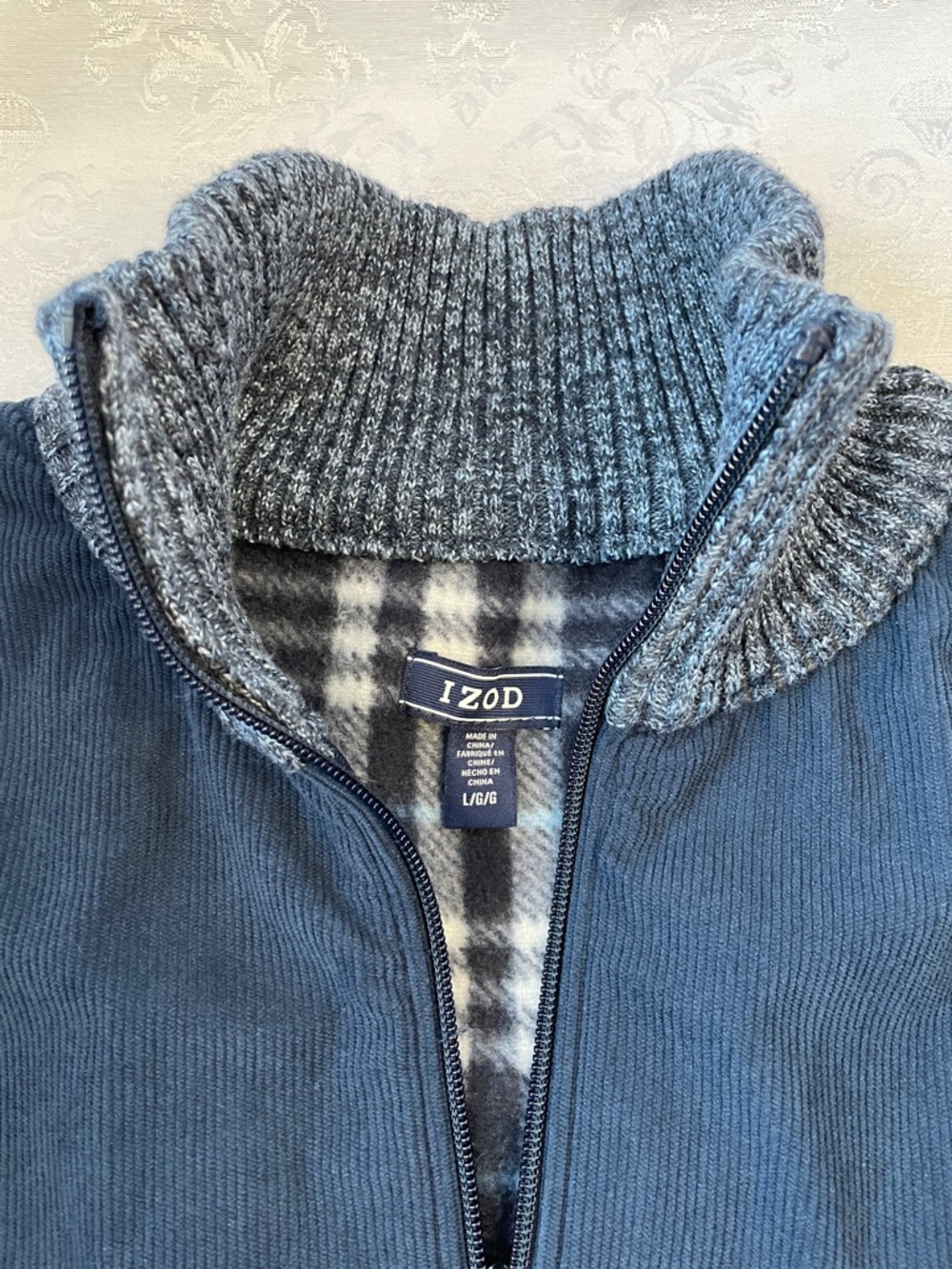 NWOT Izod Men's Blue and Gray Full-Zip Sweater Jacket.  Size Large. - Picture 3 of 6